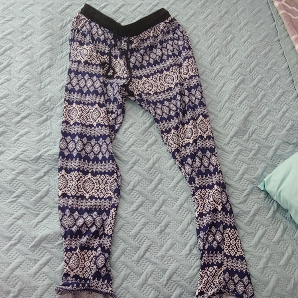 Pants/scrunch up capris